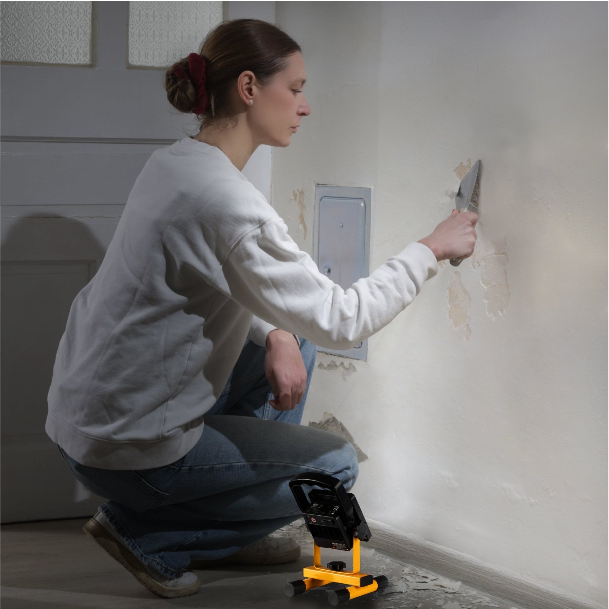 LED's Work draadloze LED Werklamp op accu 1200lm - Oplaadbaar en kantelbaar - Zwart geel Werklampen LED.nl