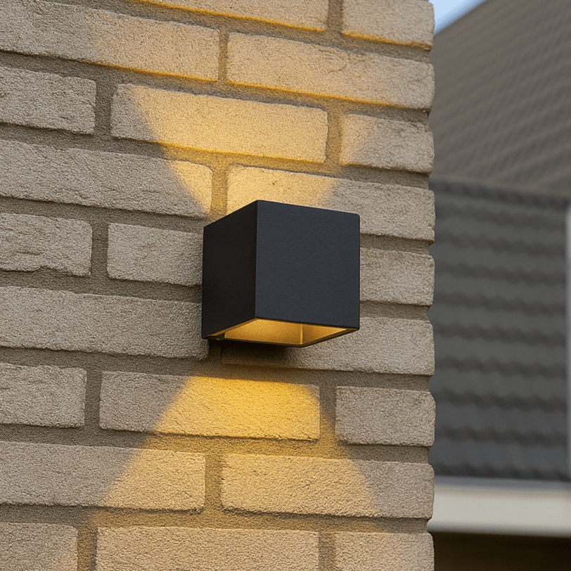 Lumo Cube Zwart - Wandarmatuur zonder lichtbron - Excl 1xG9 - IP65 Wandlampen LED.nl