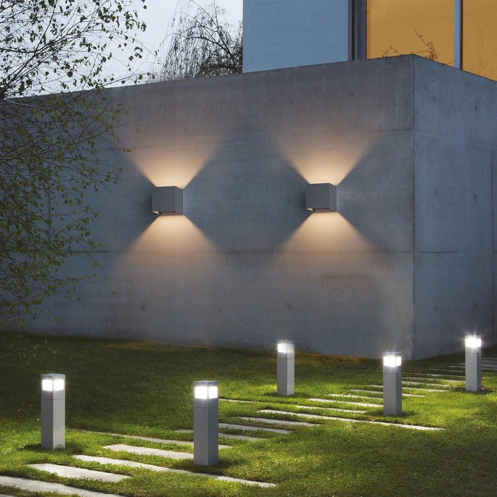 Lumo Recta Zwart - Wandarmatuur zonder lichtbron - Excl 2xG9 - IP65 Wandlampen LED.nl