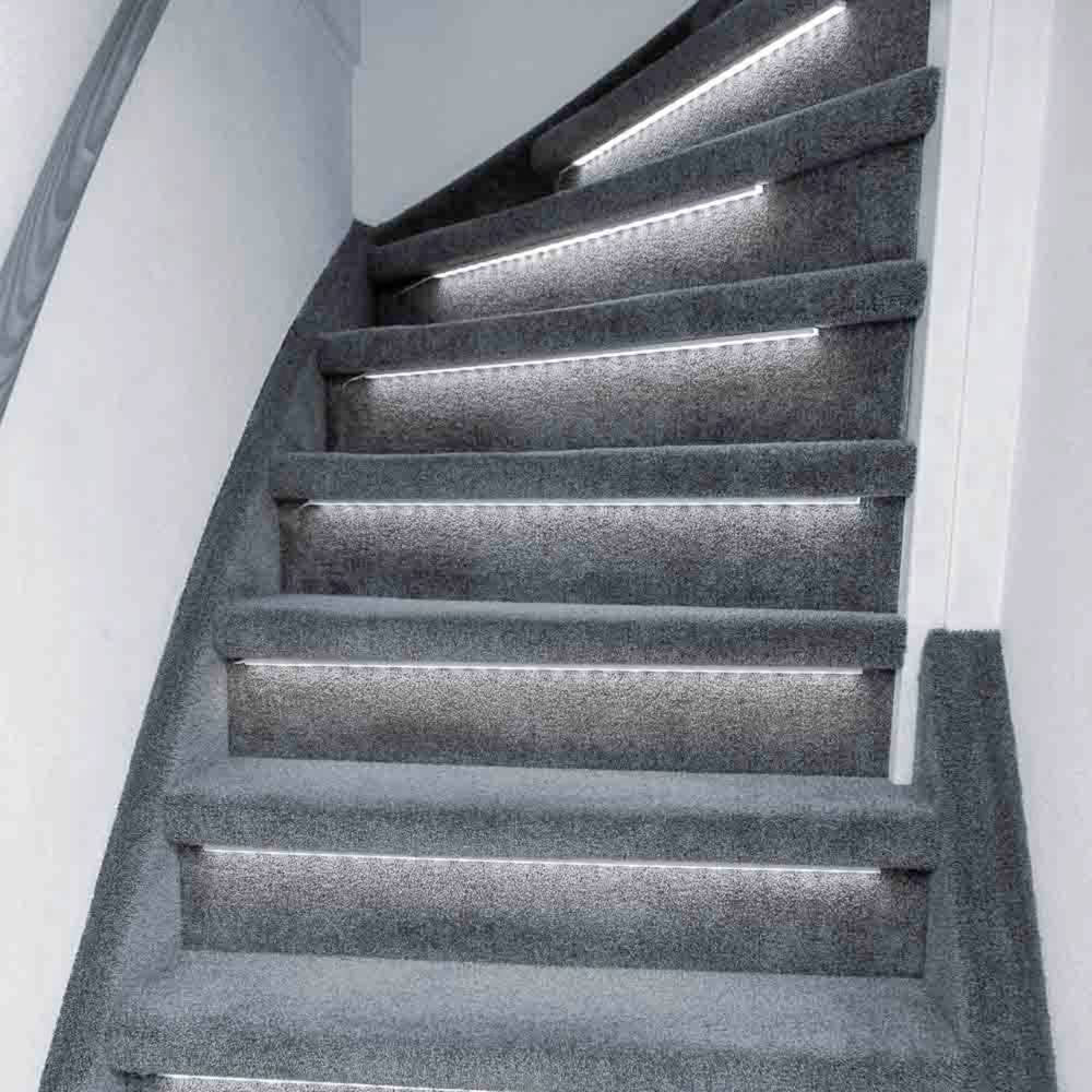 LED's Light Complete LED Trapverlichting set - 15 treden x 80 cm - Lengte aanpasbaar - Koud wit licht Trapverlichting LED.nl