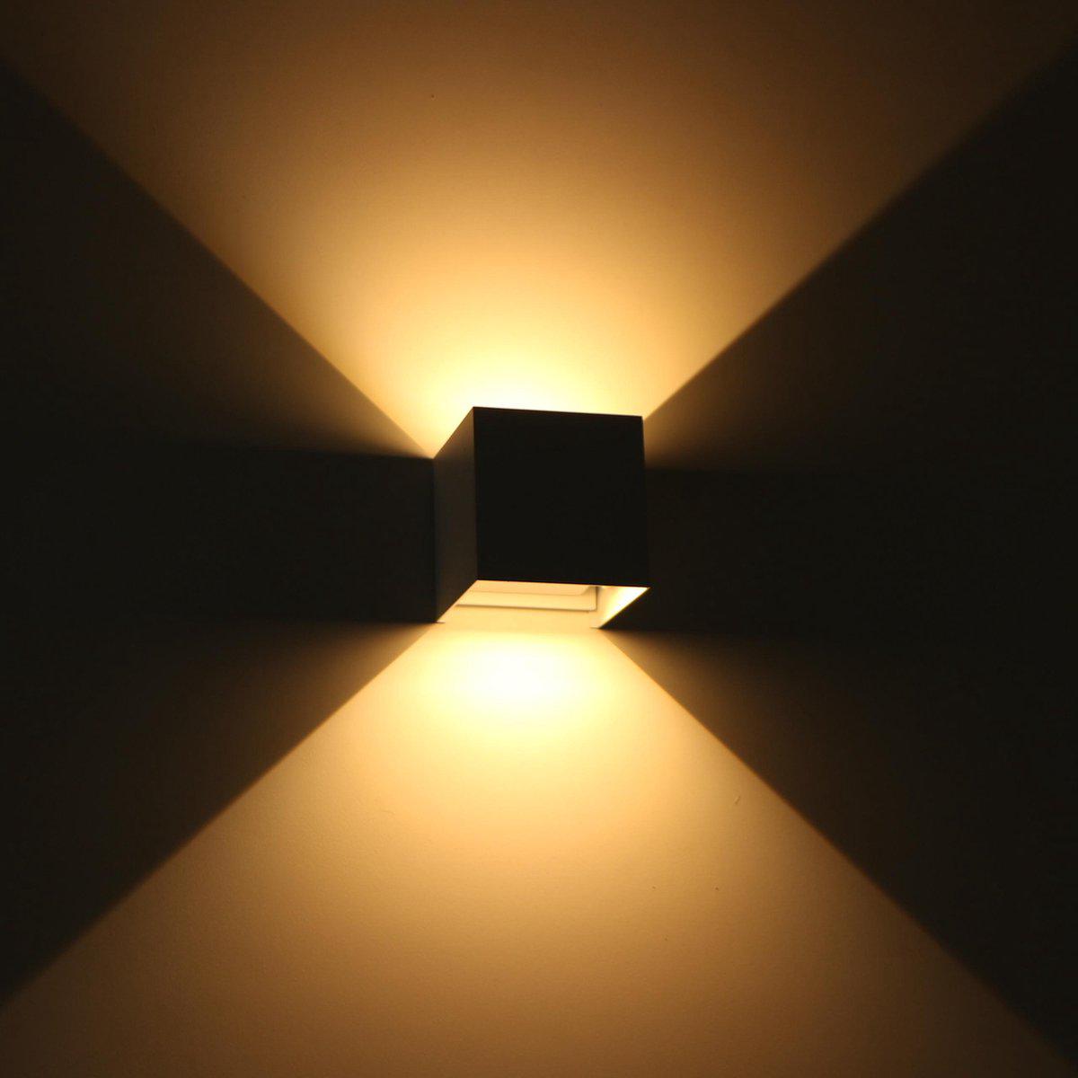 LED's Light Kubus LED Wandlamp voor buiten - Omhoog&Omlaag licht - IP65 - Wit Wandlampen LED.nl