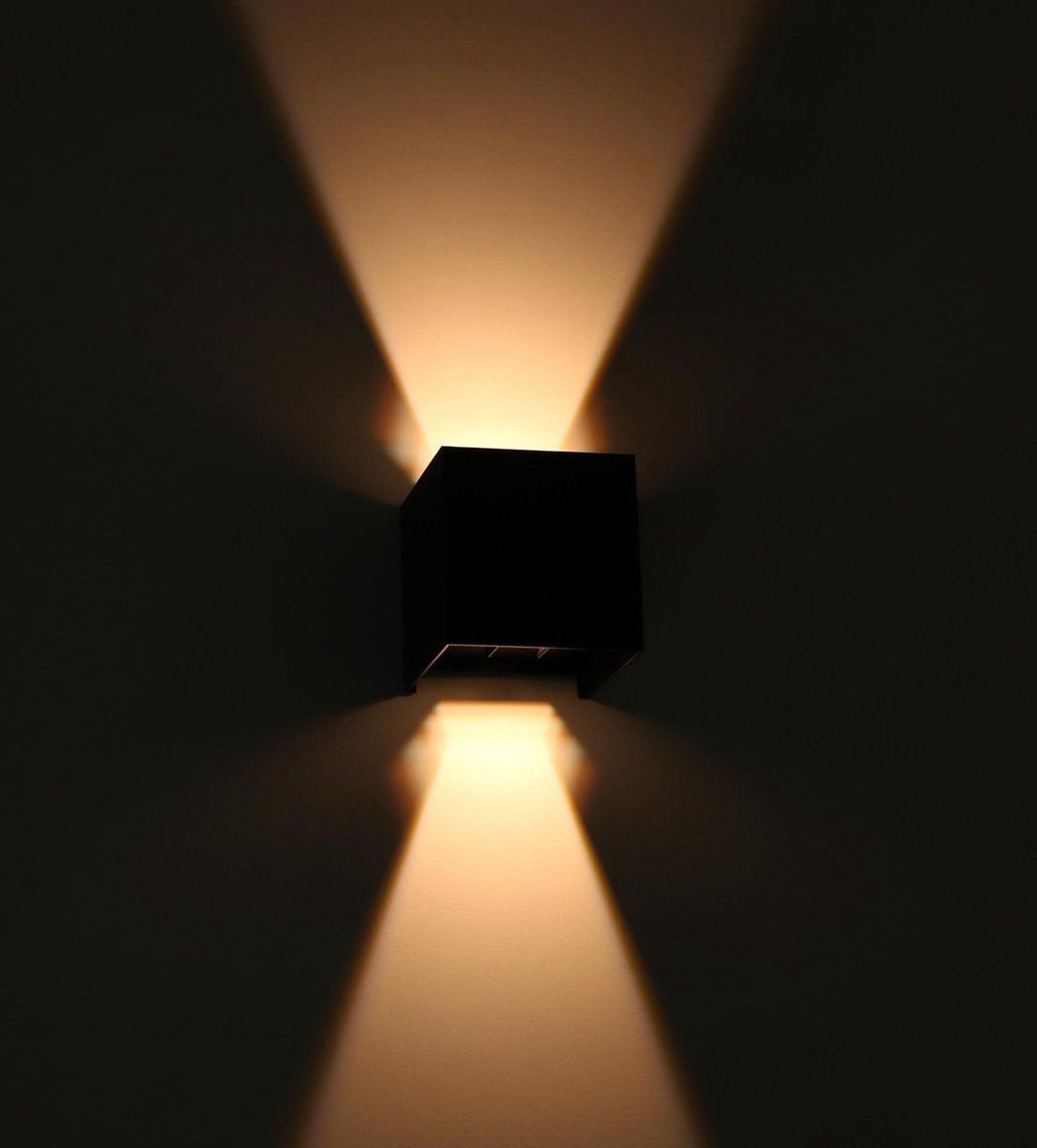 LED's Light Kubus LED Wandlamp voor buiten - Omhoog&Omlaag licht - IP65 - Zwart Wandlampen LED.nl