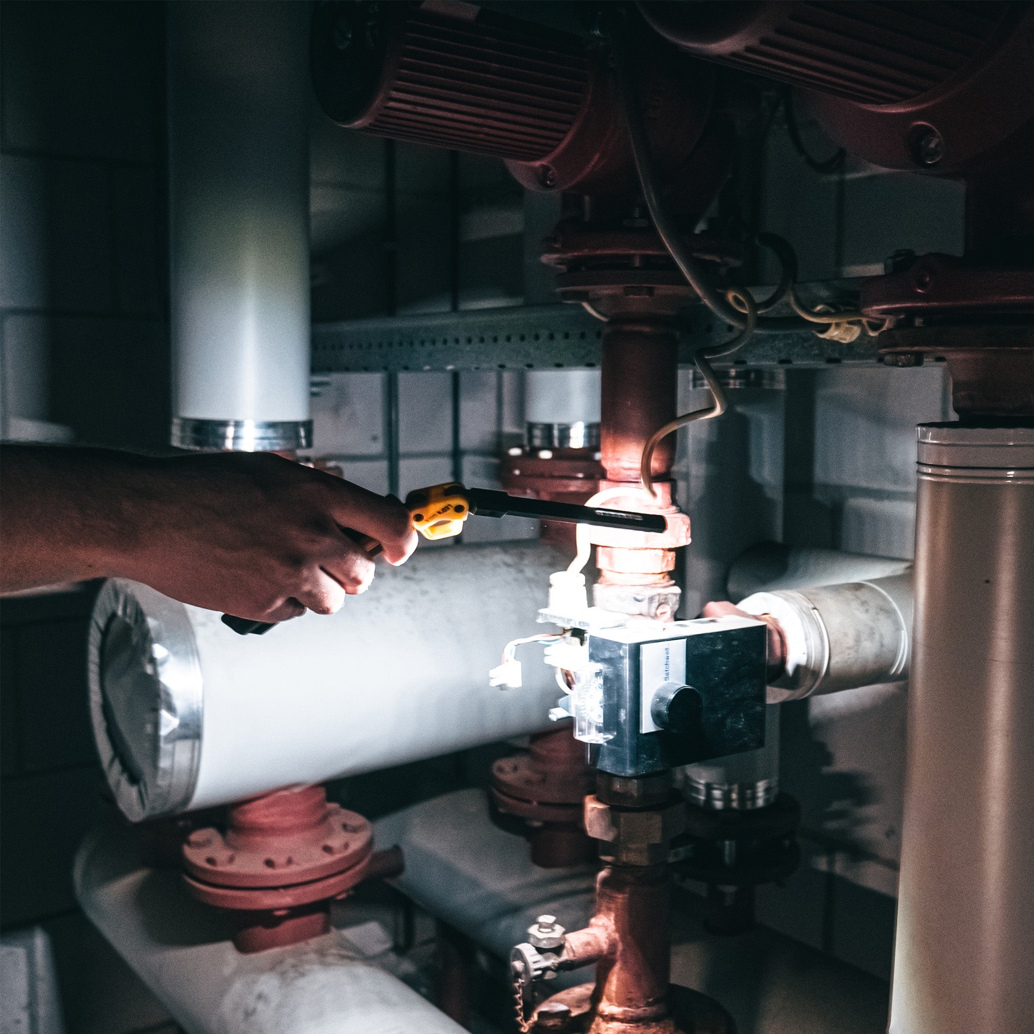 LED's Work Oplaadbare Looplamp 300 - Inspectielamp - Inklapbaar & Draadloos - Met magneet en haak Bouwlampen Led.nl