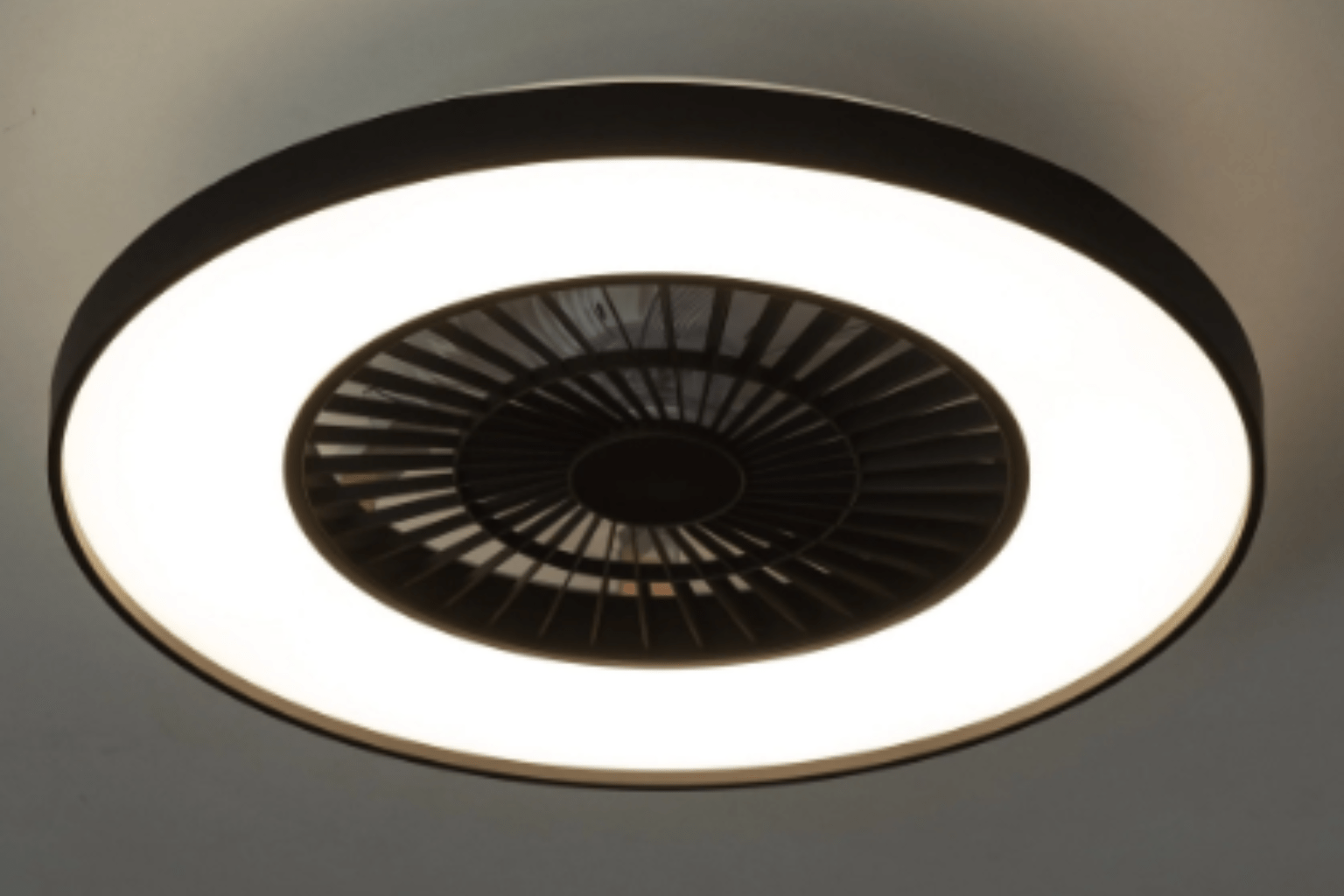 Plafondventilator met lamp – welke moet ik kiezen? - LED.nl