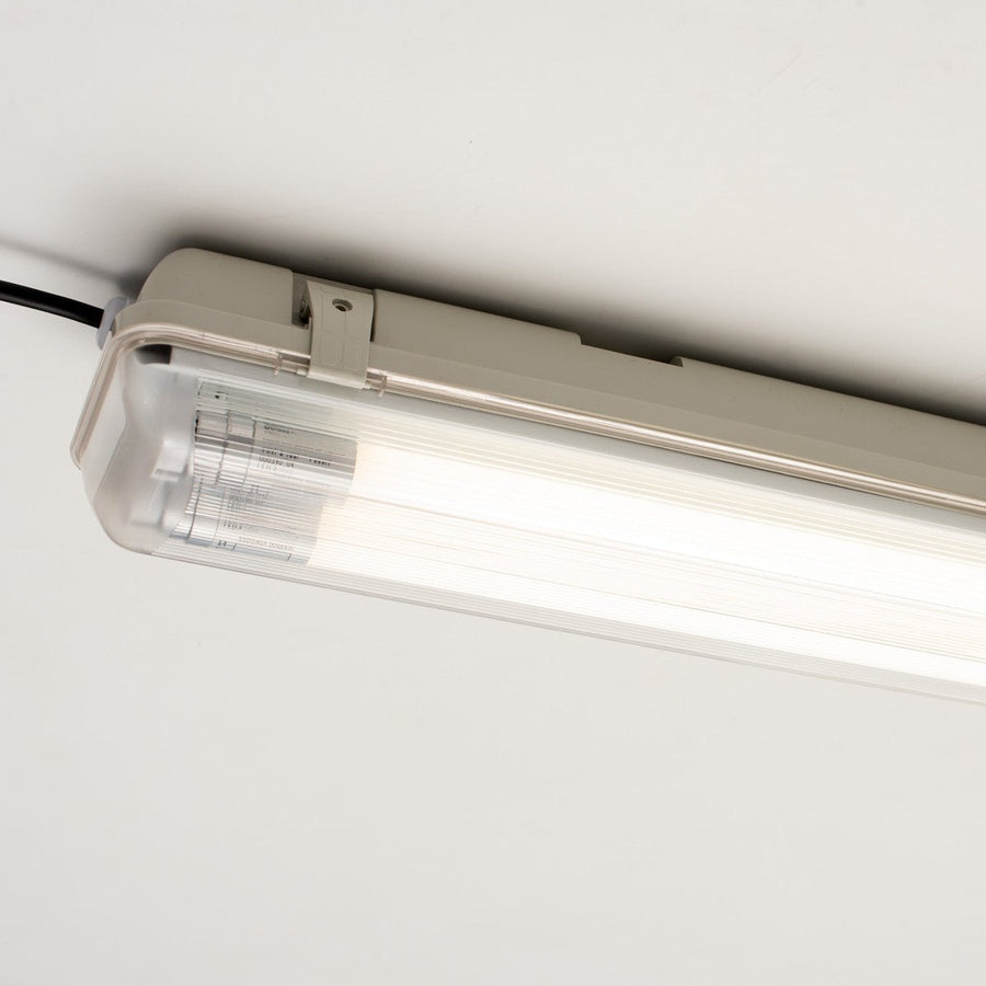 4er-Pack – LED-Leuchtstoffröhre mit Sensor – inkl. Doppelröhre (2 x 14 W), 120 cm, 4000 K, Bewegungs- und Nachtsensor – wasserdicht – 150 lm/W - LED.de