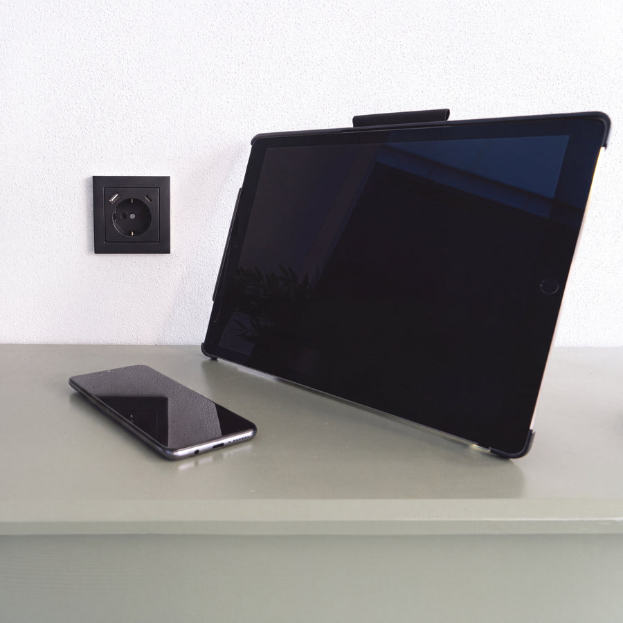 ProCharge Wandsteckdose mit USB-C und USB-Schnellladegeräten – Universal – Weiß – RAL9010 