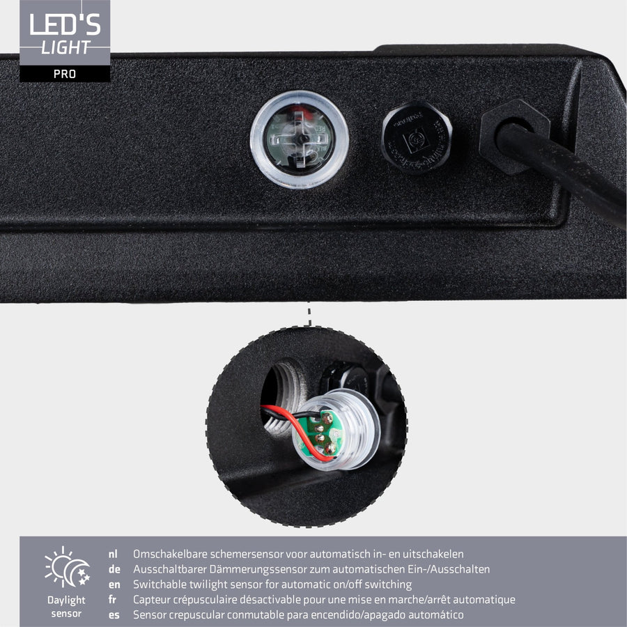 LED's Light Professionele LED Floodlight 37000 - 3 lichtstanden - Waterdicht - 200 watt - daglichtsensor Schijnwerpers LED.nl