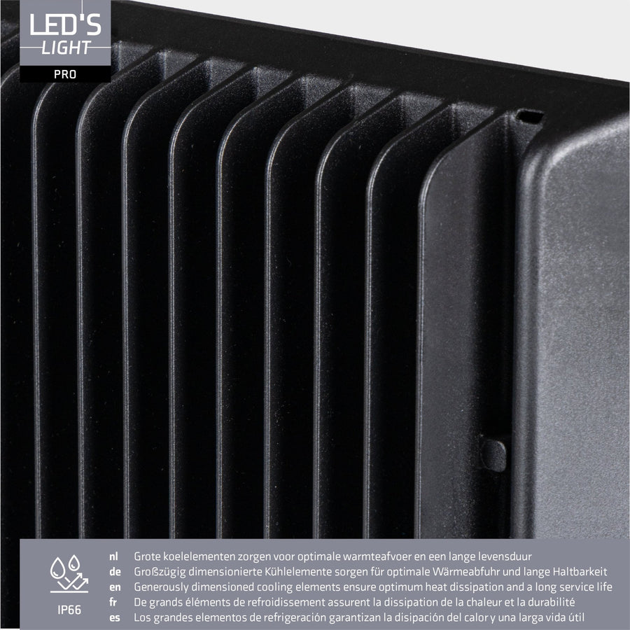 LED's Light Professionele LED Floodlight 37000 - 3 lichtstanden - Waterdicht - 200 watt - daglichtsensor Schijnwerpers LED.nl