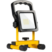 LED-Arbeitsleuchte, kabellos, akkubetrieben, 1200 lm – wiederaufladbar und neigbar – Schwarz/Gelb - LED.de