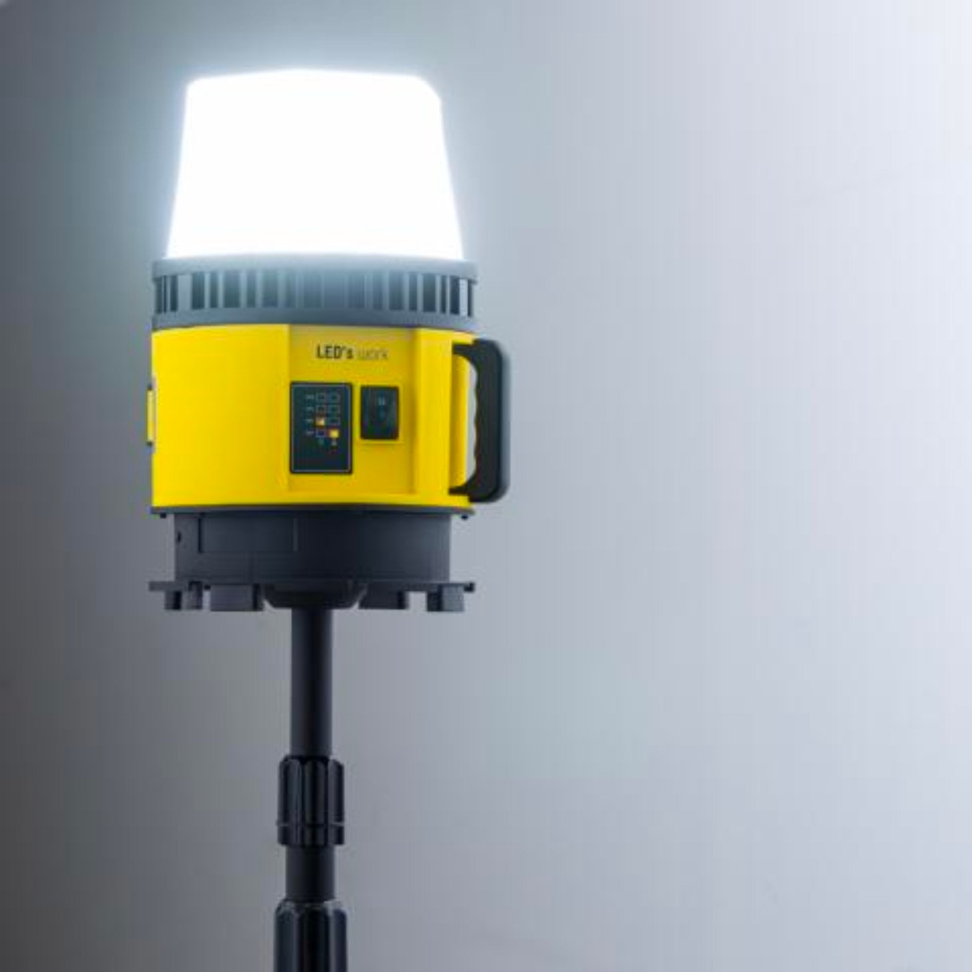 LED's Work Portable LED Bouwlamp 6000 - Universeel oplaadbaar met 18V accu - 60W - LED.nl