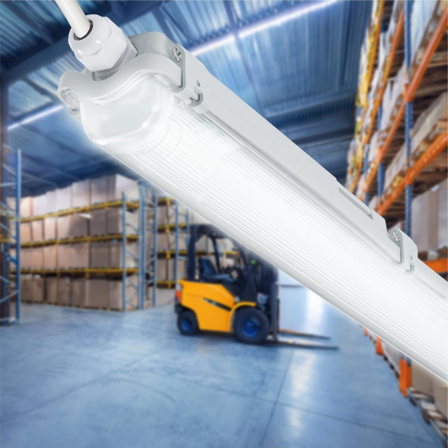 Proventa LED TL 8 Leuchten mit Lampen 150 cm - Kaltweißes Licht 6500 K - Wasserfest - Vorteilspackung - 8 Stück - LED.de