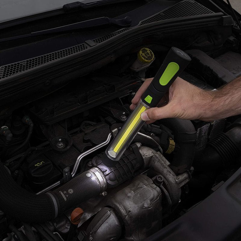 Smartwares LED Looplamp op batterijen auto gebruik sfeerfoto