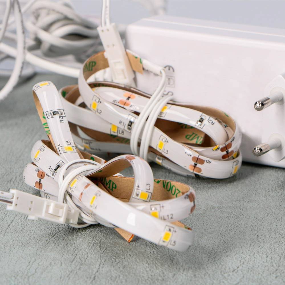 Complete LED Trapverlichting set - 15 treden x 80 cm - Lengte aanpasbaar - Koud wit licht - LED.nl
