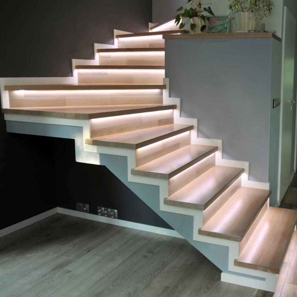 Complete LED Trapverlichting set - 15 treden x 80 cm - Lengte aanpasbaar - Warm wit licht - LED.nl