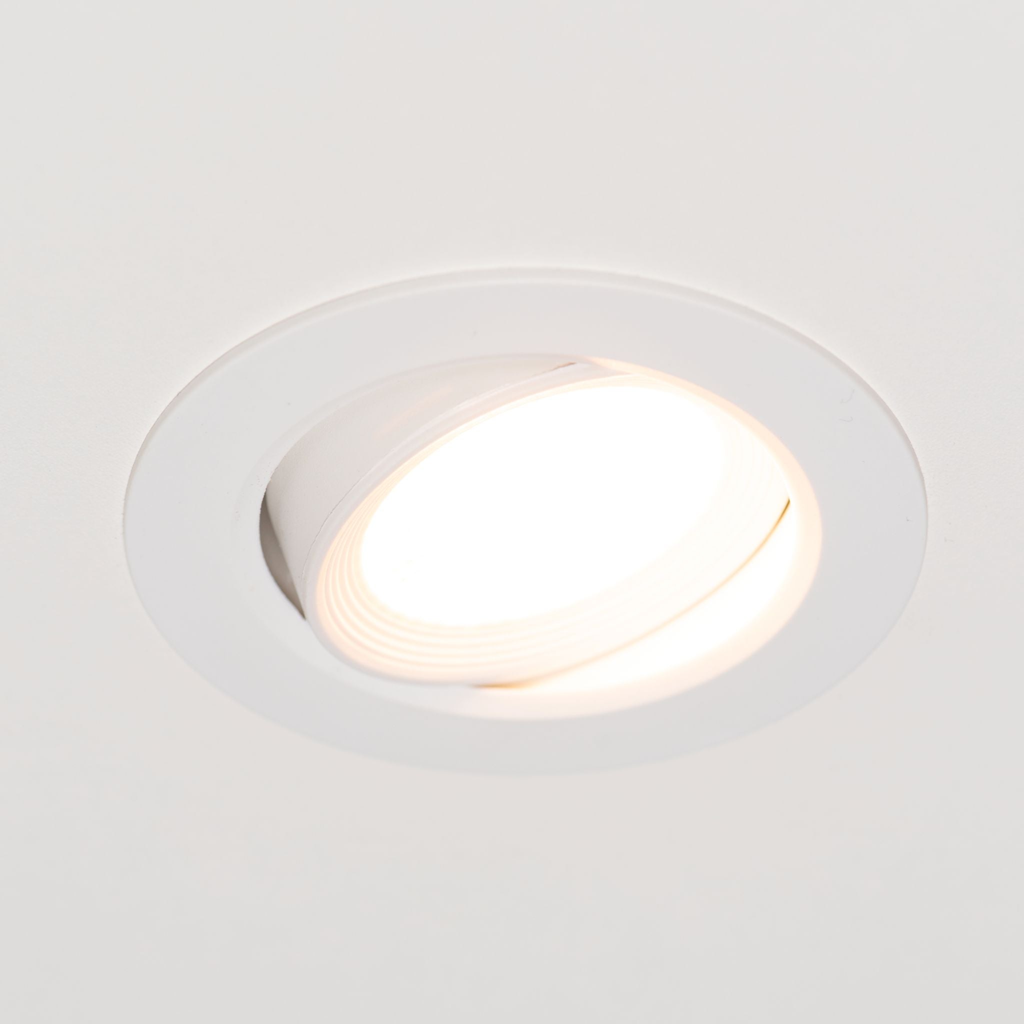 DimPro LED Inbouwspots wit - Ø68mm - Kantelbaar - Dimbaar - Warm wit - 3-Pack - LED.nl