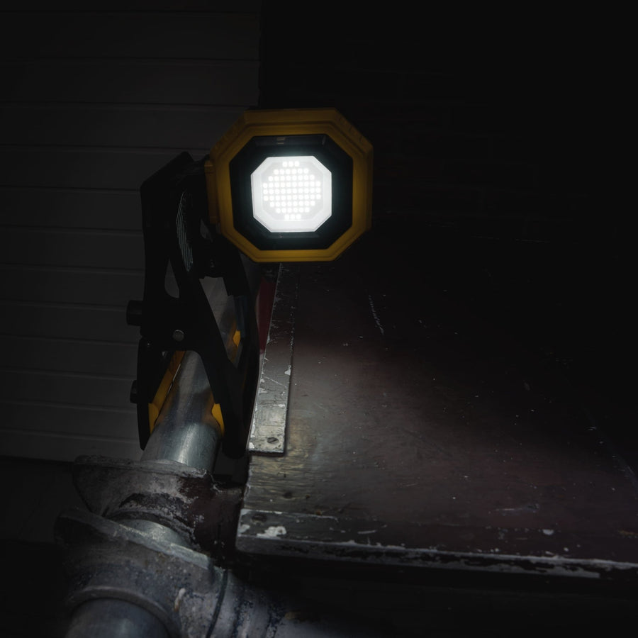 LED's Work Rechargeable Work Light 1500 - Rechargeable with battery - Wireless - IP54 waterproof - LED.nl