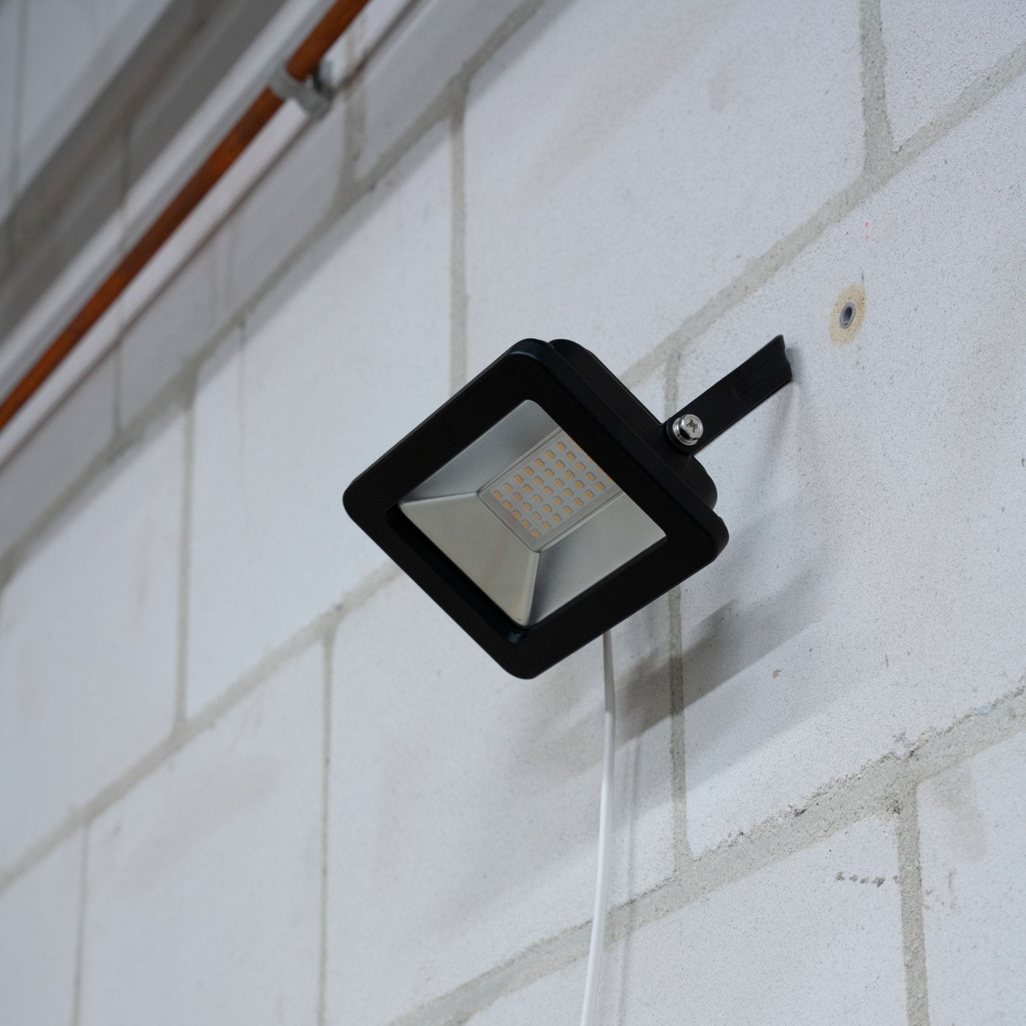 FastFix LED Schijnwerper 30W - IP65 - voor binnen en buiten - 3300 lm - Zwart - LED.nl