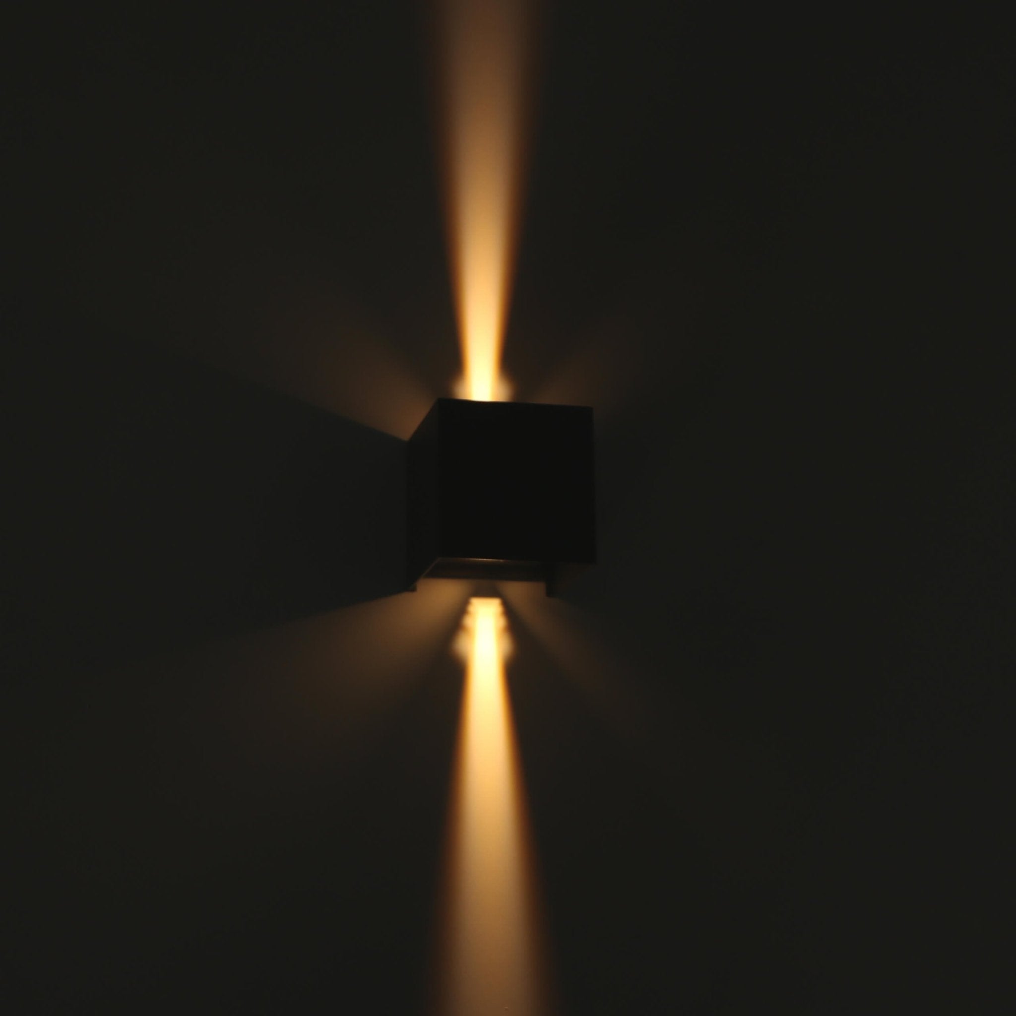 Kubus LED Wandlamp buiten - 2 lichts - IP65 Waterdicht - Warm wit licht - Antraciet - LED.nl