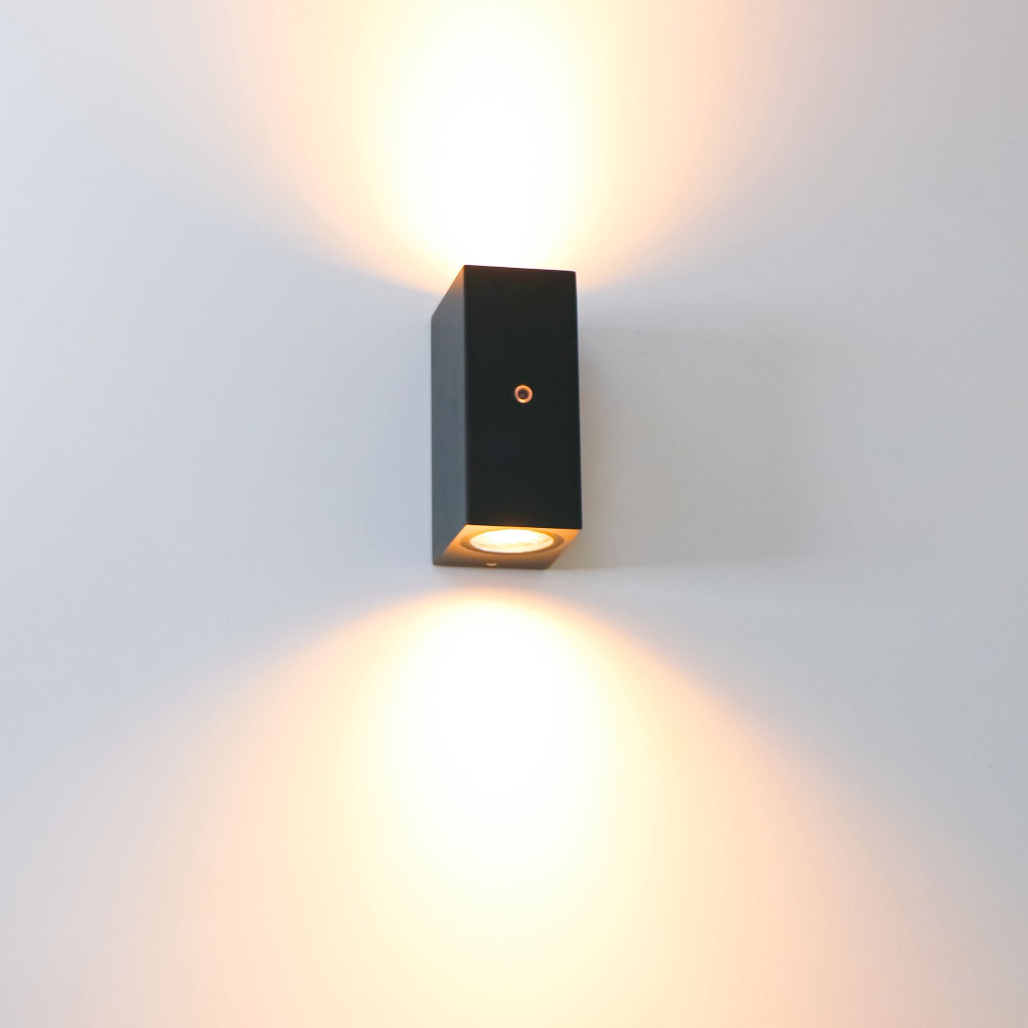 LED Buitenlamp met sensor - 2 lichtpunten GU10 - Napels - IP44 - Zwart - LED.nl