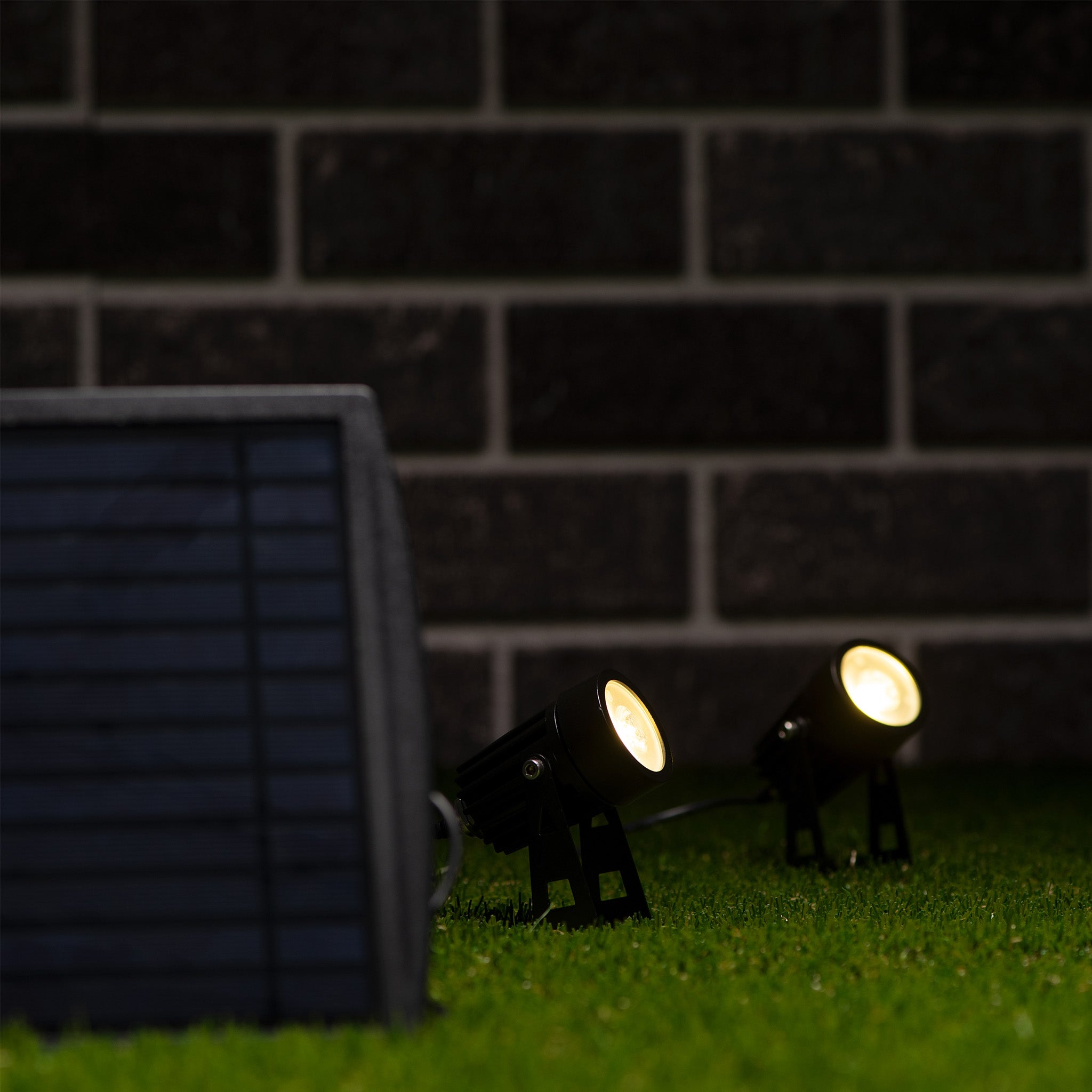 LED Solar Tuinspots Twins met zonnepaneel - Automatisch aan en uit - 25 cm - LED.nl