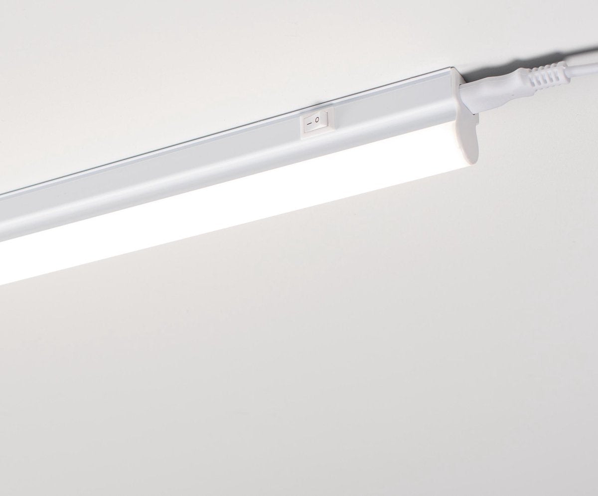 LED TL Lamp met stekker 30 cm voor keukens en kasten - Koppelbaar - LED.nl