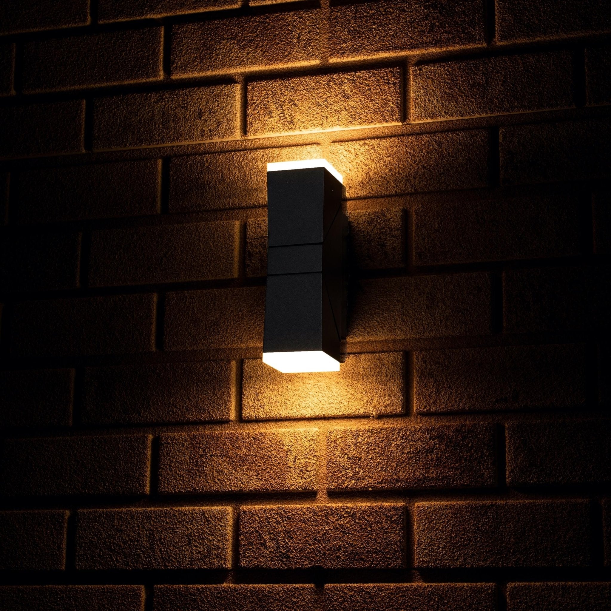 Maytoni LED wandlamp Aron, wit, dimbaar, draaibaar Maytoni LED wandlamp Aron, wit, dimbaar, draaibaar