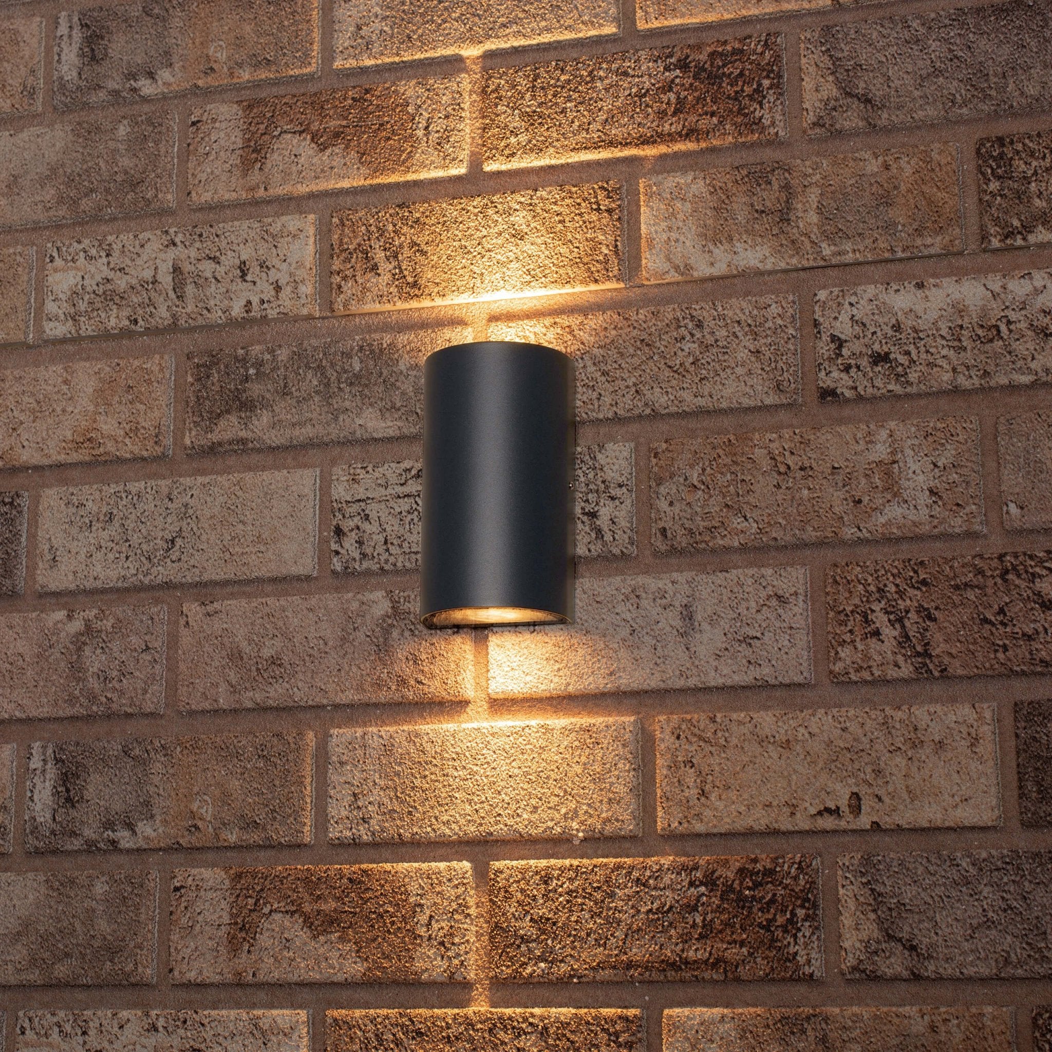 LED Wandlamp buiten - Halve cilinder met 2 lichtpunten - Siena - IP44 - Antraciet - LED.nl