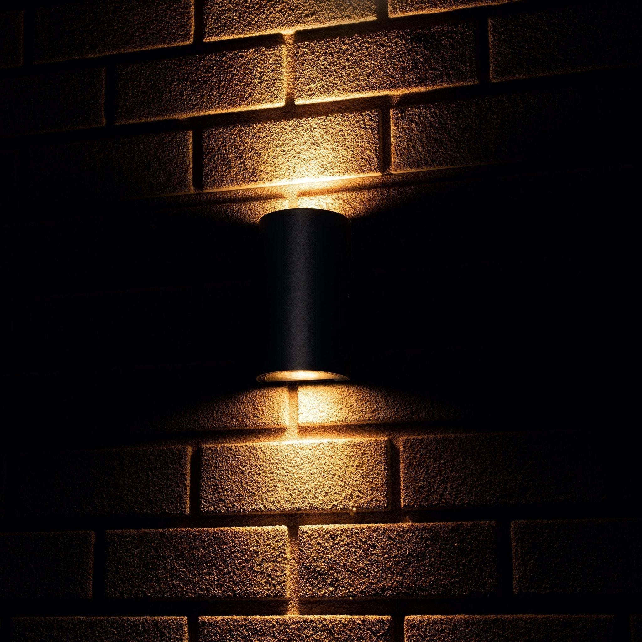 LED Wandlamp buiten - Halve cilinder met 2 lichtpunten - Siena - IP44 - Antraciet - LED.nl