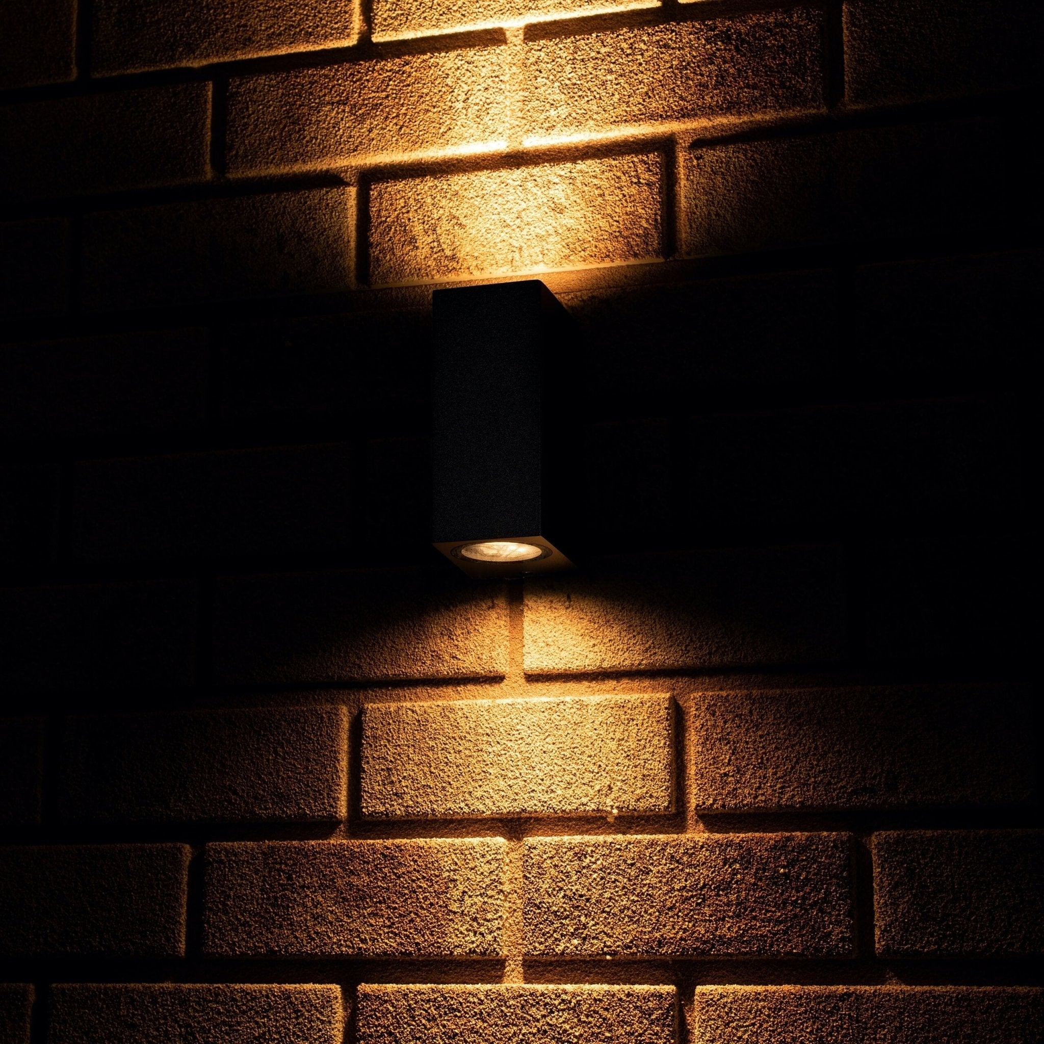 LED Wandlamp buiten met GU10 fitting - Milaan - Rechthoek - IP44 - Zwart - LED.nl