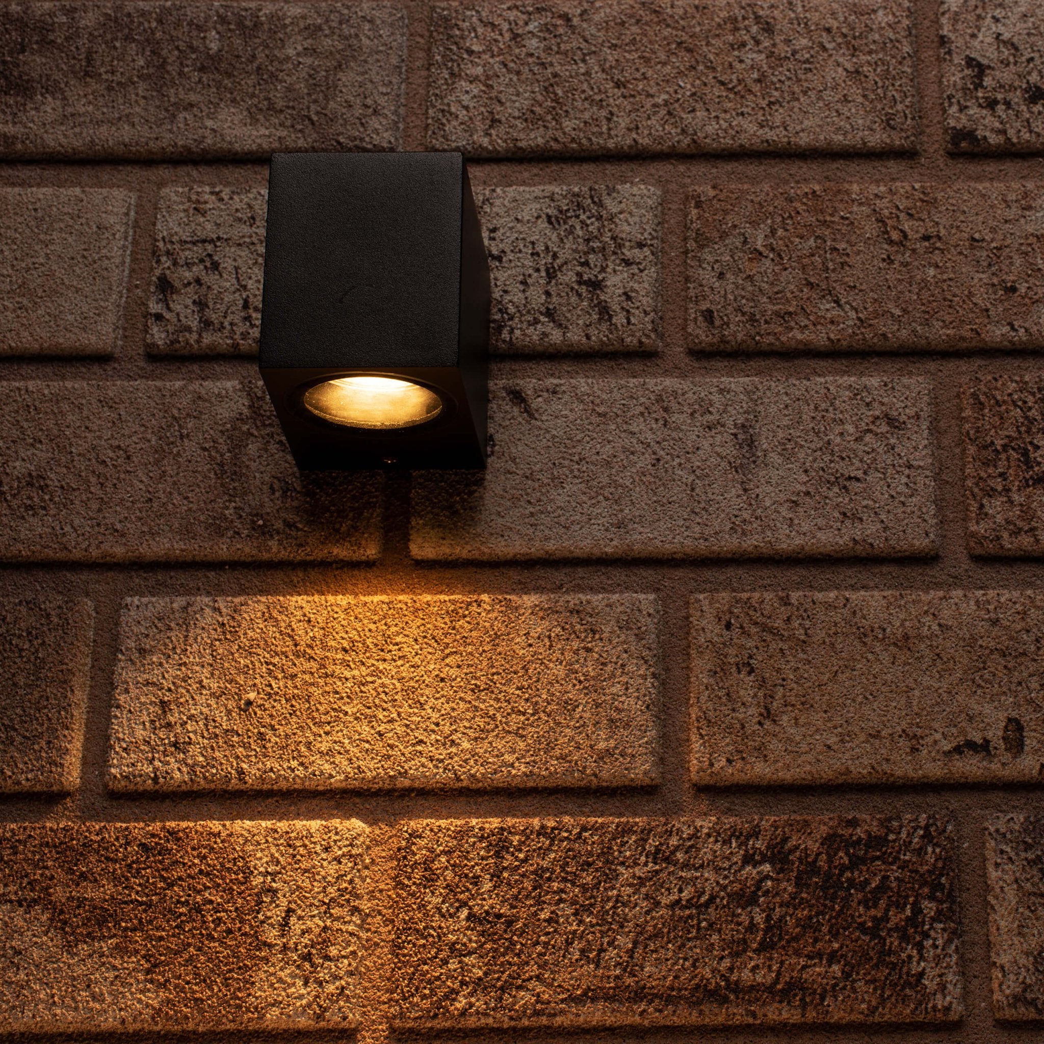 LED Wandlamp buiten met GU10 fitting - Rome - Vierkant - IP44 - Zwart - LED.nl