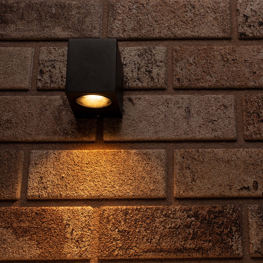 NØRD Down - LED-Außenwandleuchte mit GU10-Fassung - Quadratisch - IP44 - Schwarz - Modell Rom - LED.de