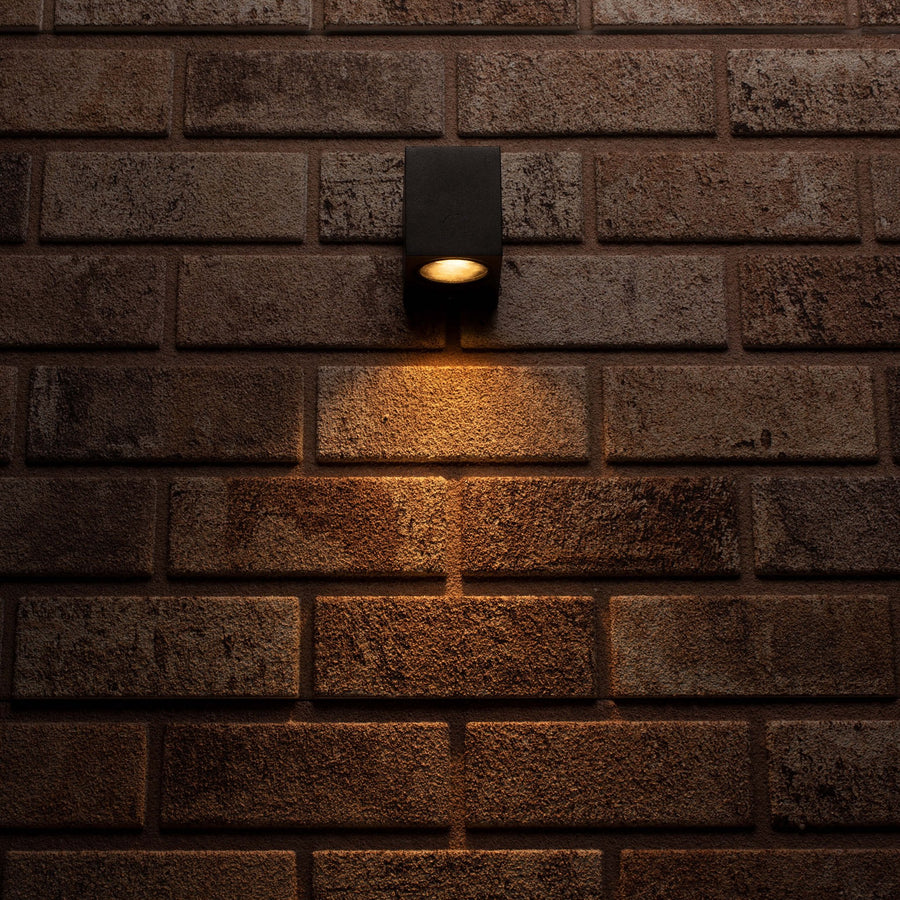 NØRD Down - LED-Außenwandleuchte mit GU10-Fassung - Quadratisch - IP44 - Schwarz - Modell Rom - LED.de
