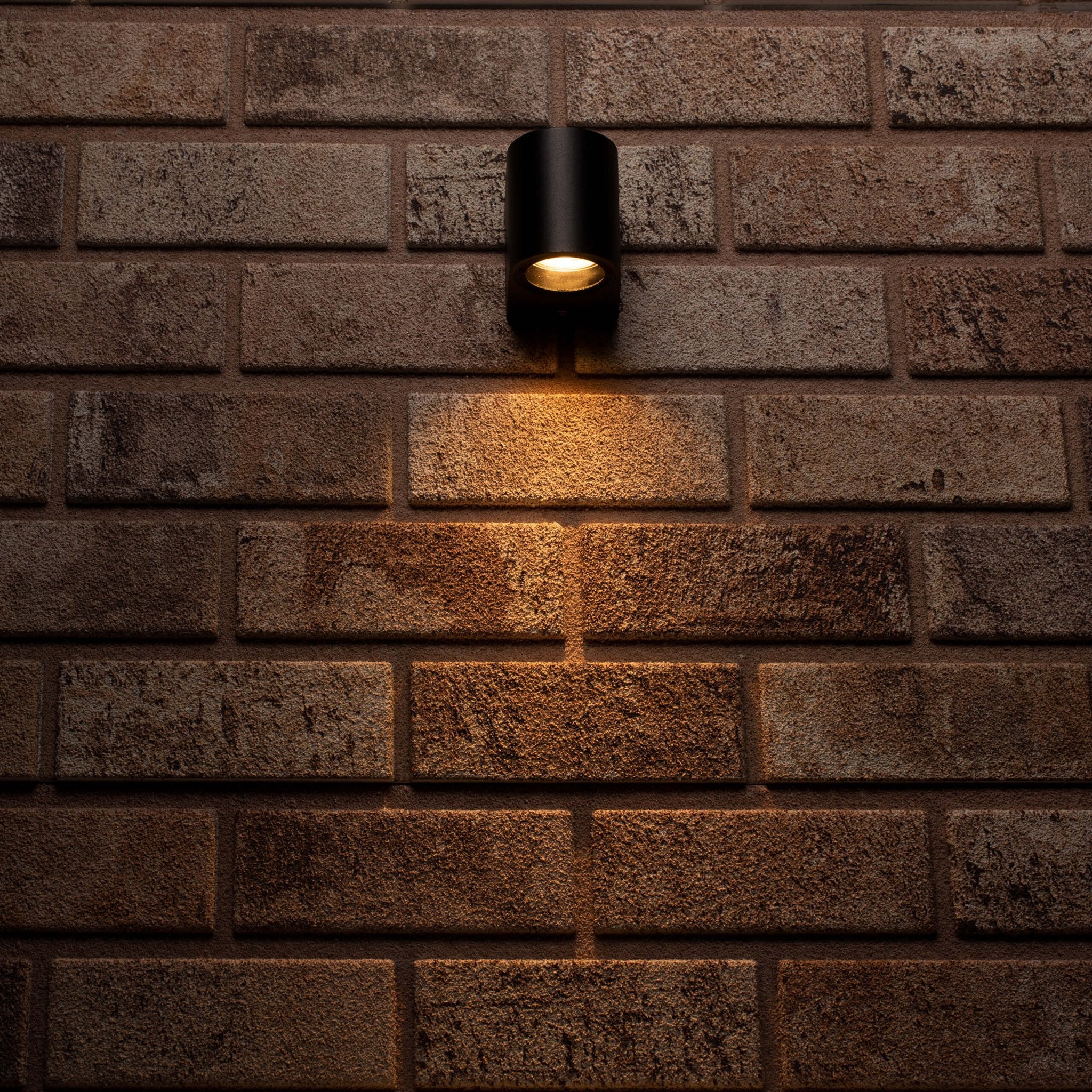 LED wandlamp buiten met GU10 fitting - Rond - San Marino - IP44 - Zwart - LED.nl