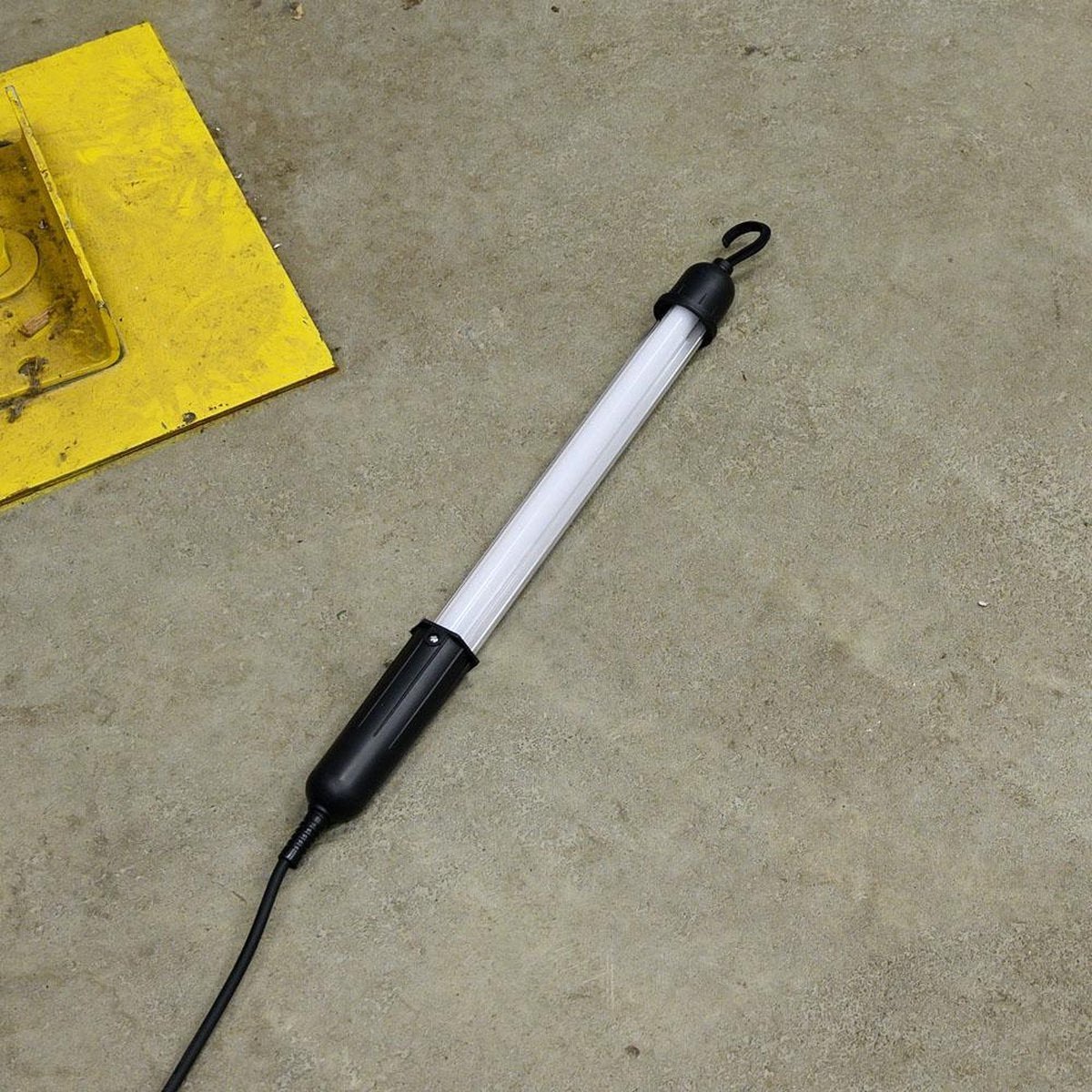LED Werklamp met 5 meter snoer - Inspectielamp met haak - 350 lm - Zwart - LED.nl