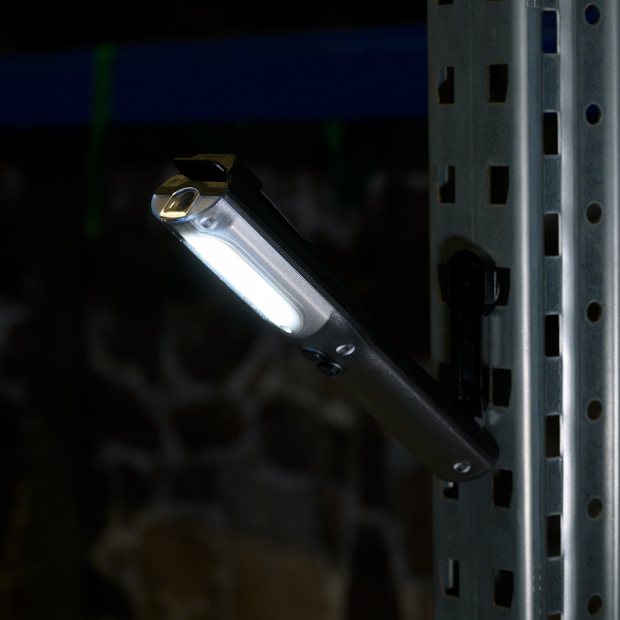 Professionele LED Looplamp werklamp op accu kopen? - LED.nl