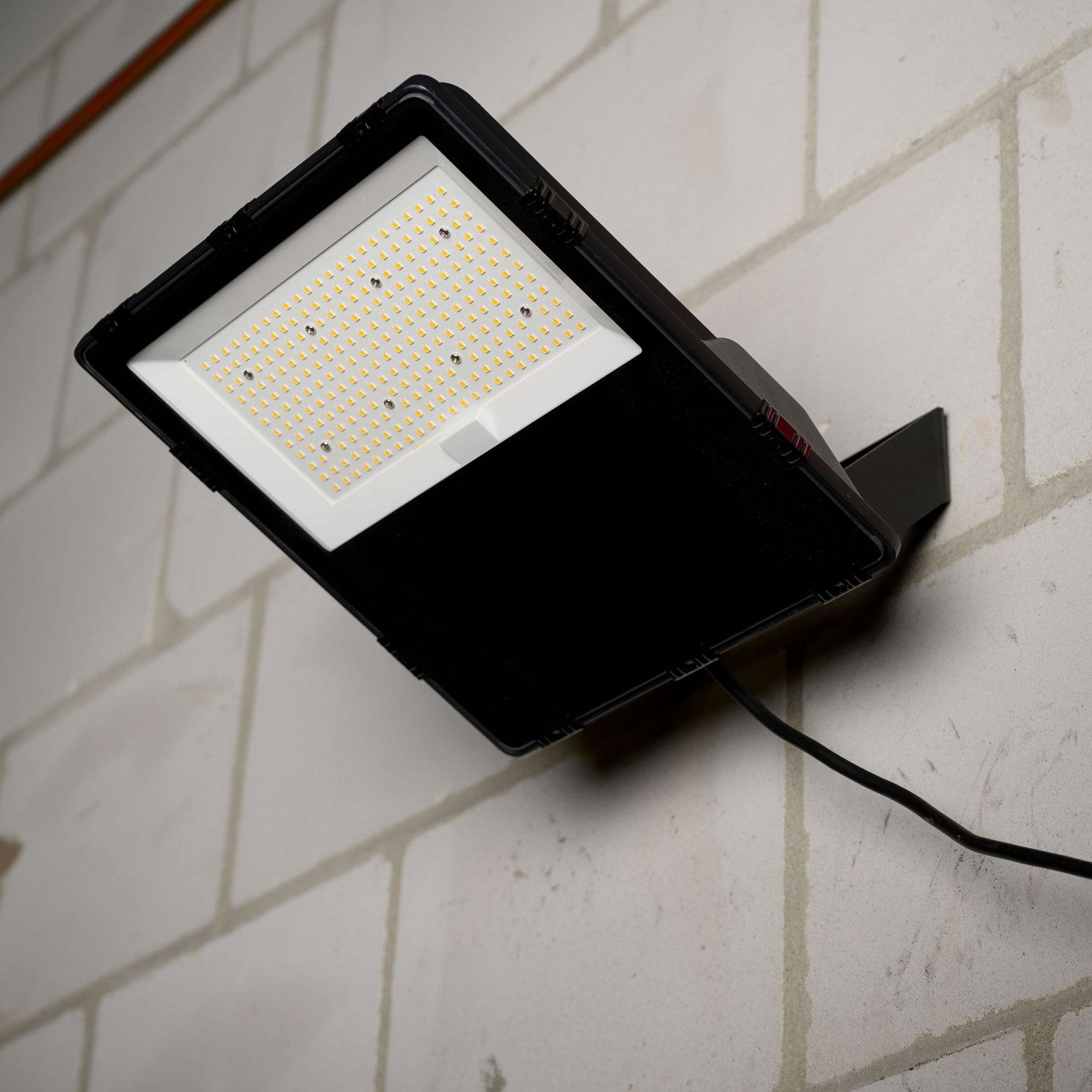 PremiumPro LED Floodlight 100W - Levensduur van 20 jaar - IP66 Waterdicht - 16000 lm - LED.nl