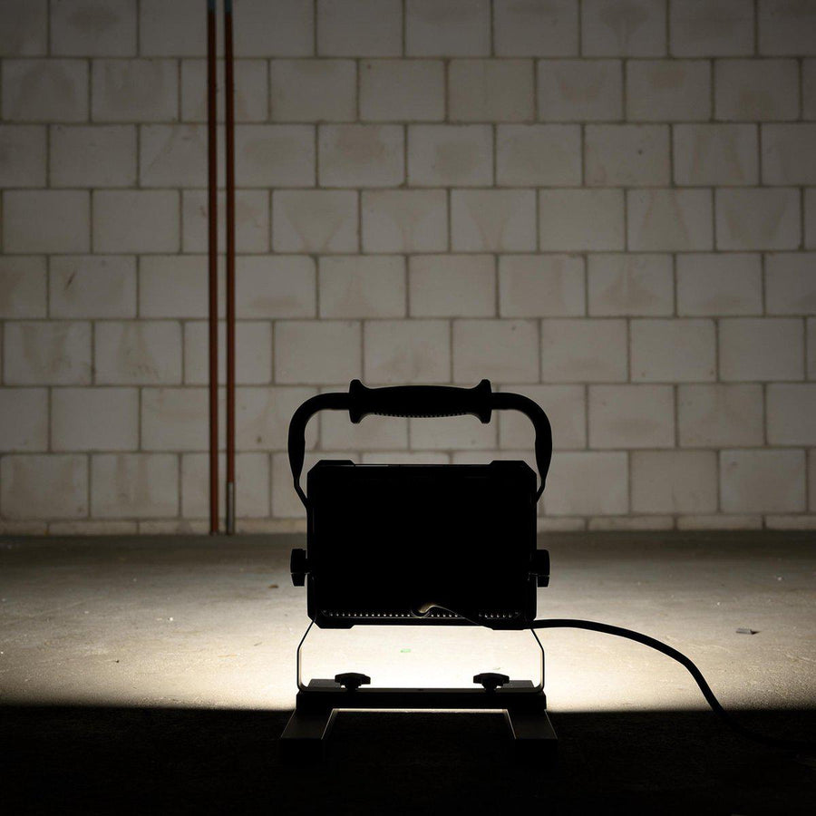 Professionele LED bouwlamp 100W – Rough Service Tested – 5 meter snoer – 9000 lumen – IP65 Bouwlampen LED.nl