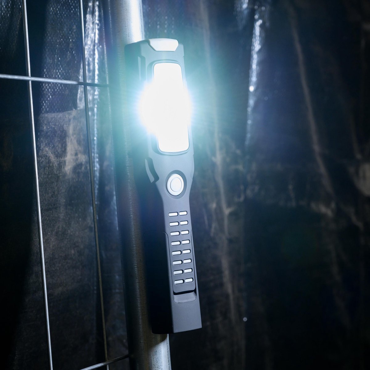 Professionele LED Looplamp op accu - oplaadbaar & draadloos - 2 lichtpunten - 300 lm - LED.nl