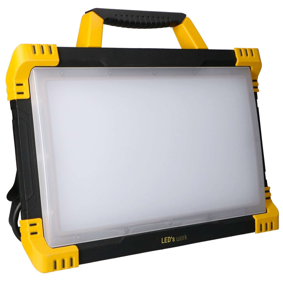 LED's Work Bouwlamp 9200 - 2 extra stopcontacten - 5 meter snoer - IP54 water- en stofbestendig Bouwlampen Led.nl