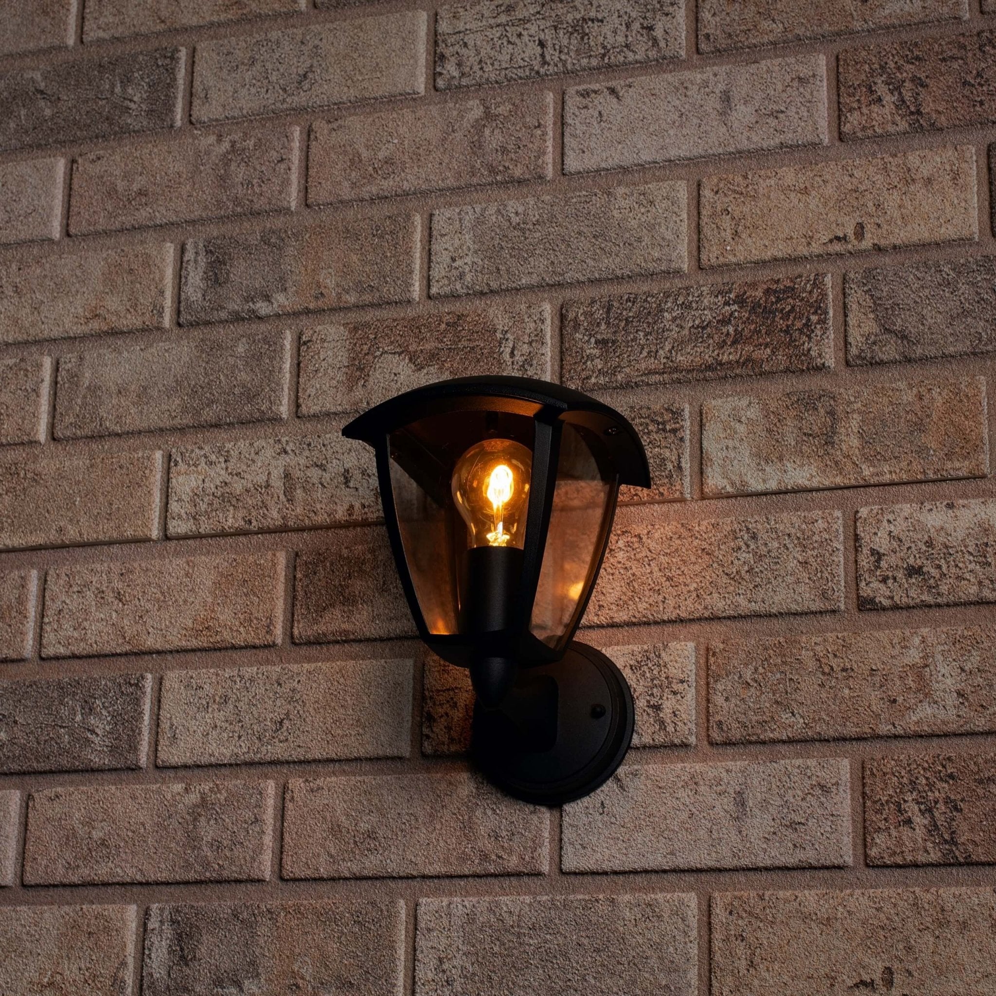 Retro LED Wandlamp met E27 fitting - Jesi - IP44 - Zwart - LED.nl