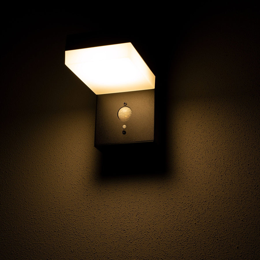 LED's Light RVS Solar LED Muurlamp met Bewegingssensor - Draadloos - Vierkant - 3 standen - Zwart Buitenlampen LED.nl