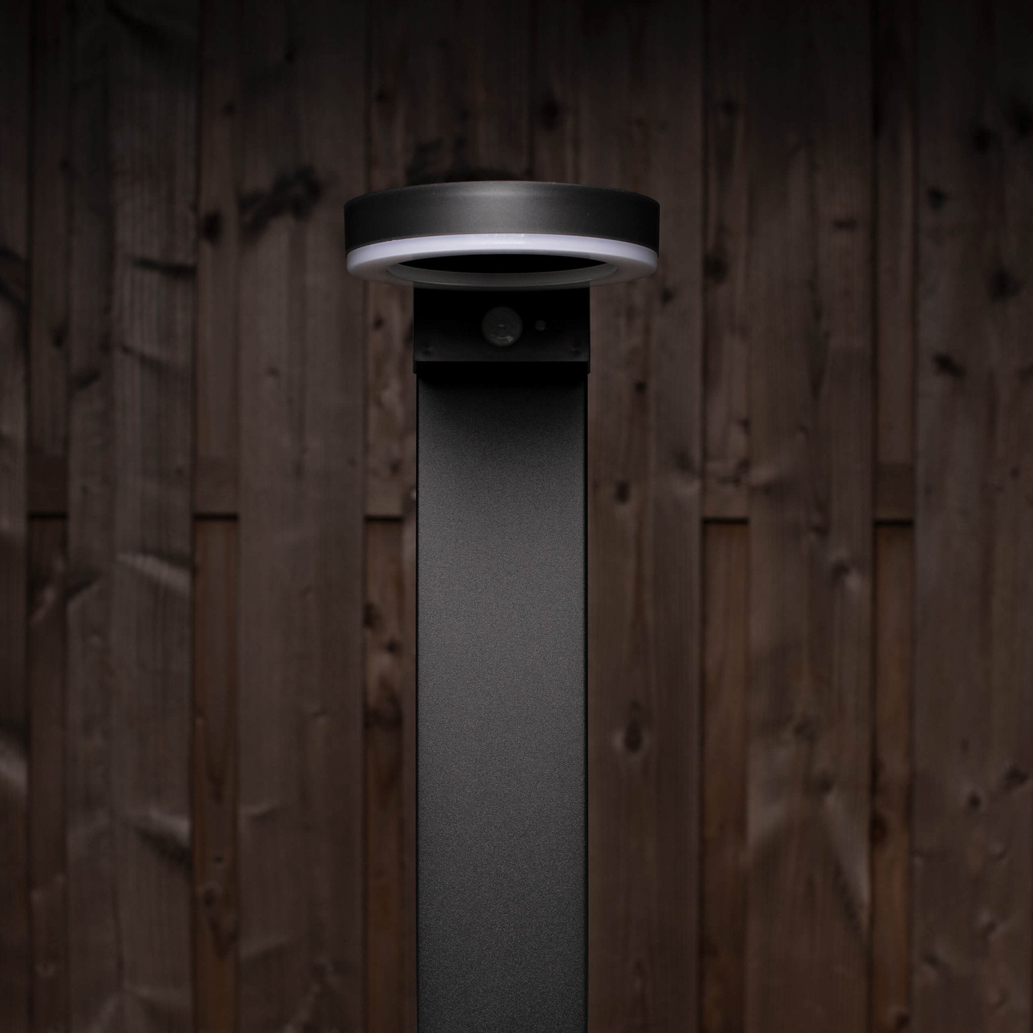 RVS Solar LED Tuin Lantaarnpaal met bewegingssensor - Draadloos - 3 standen - Zwart - LED.nl