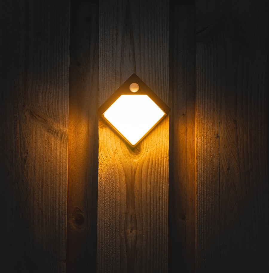 LED's Light Solar LED Buitenlamp met Bewegingssensor - Draadloos op zonne-energie - Zwart - IP44 Buitenlampen LED.nl