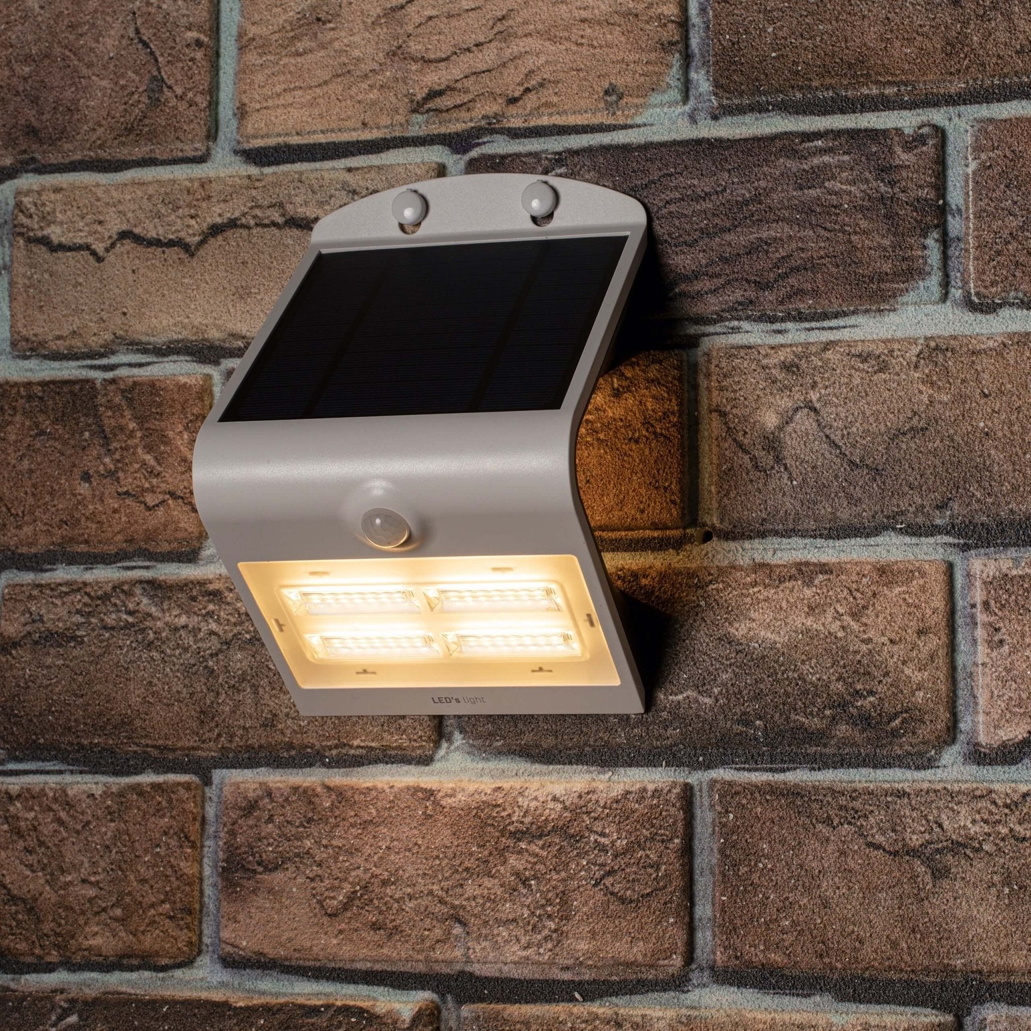 Solar LED Wandlamp met bewegingssensor - 3 standen - Automatisch aan/uit - 400 lm - Wit - LED.nl