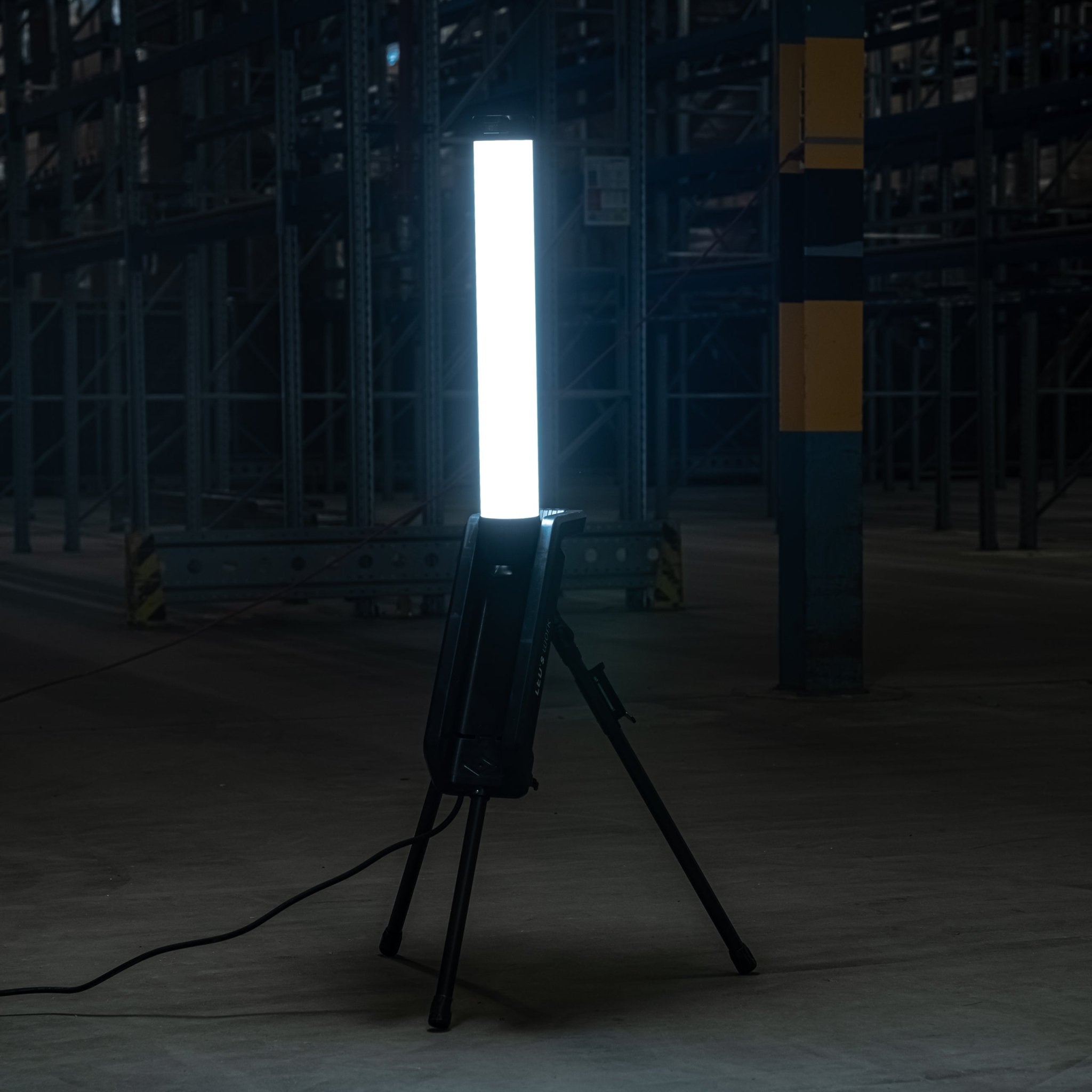 Staande LED toren bouwlamp 70W – 360° gelijkmatige lichtverspreiding – 10000 lumen – IP54 - LED.nl