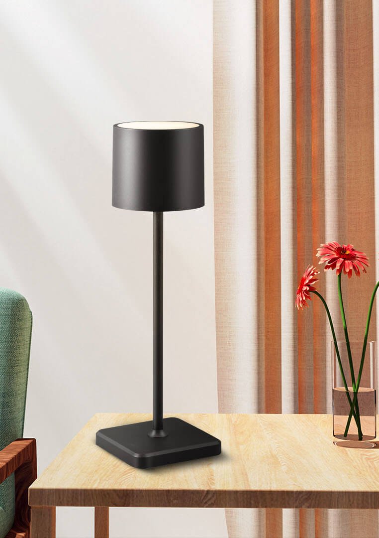 TouchDim oplaadbare LED tafellamp zwart – Dimbaar met touch-bediening – Voor binnen en buiten – 3 tinten licht instelbaar - LED.nl